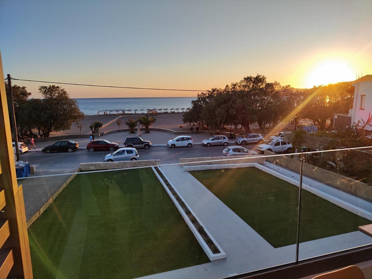 Ammos Paleochora Hotel エクステリア 写真